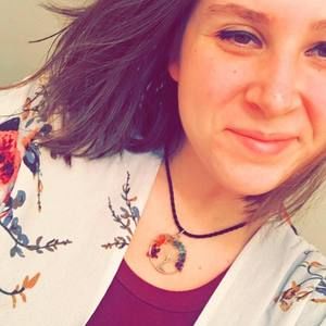 Meet your Posher, Abbie